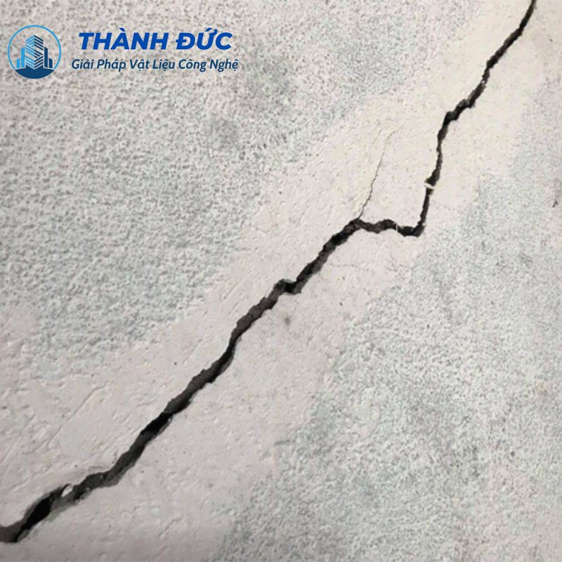 nguyen nhan nut tuong - Hướng dẫn chi tiết c&aacute;ch d&ugrave;ng phụ gia chống nứt tường Th&agrave;nh Đức