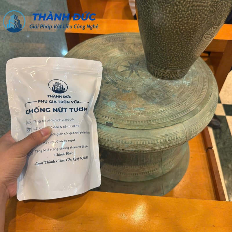 phu gia chong nut tuong thanh duc - Phụ gia chống nứt chấm dứt t&igrave;nh trạng nứt tường, bong tr&oacute;c sau khi tr&aacute;t